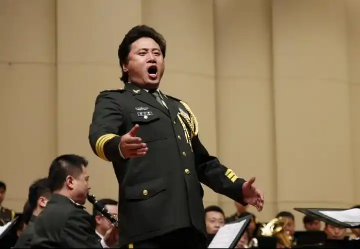 中央电视台成功之路栏目明星推荐:戴玉强著名男高音歌唱家