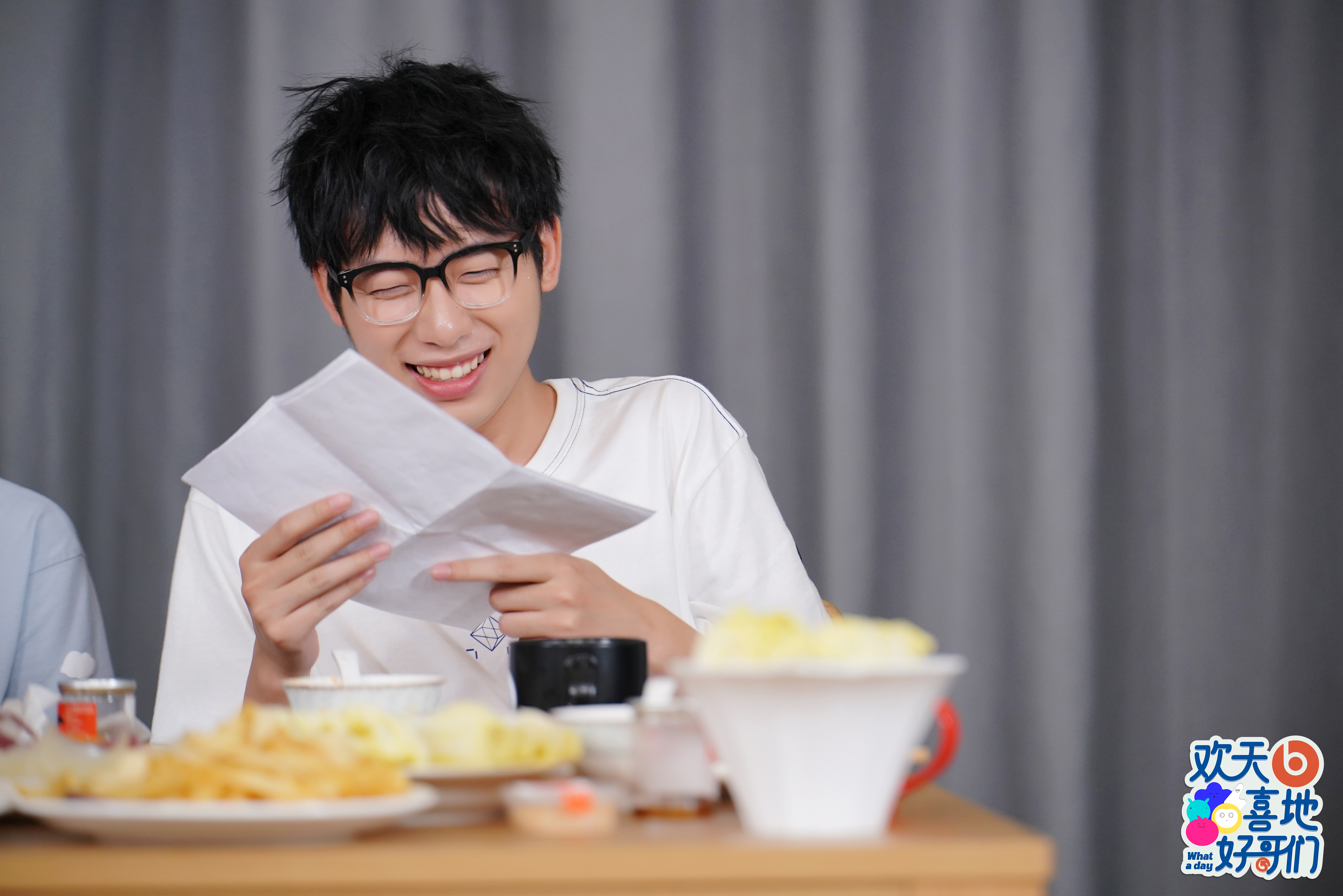 target="_blank" href="/item/中国boy超级大猩猩/24253339" data