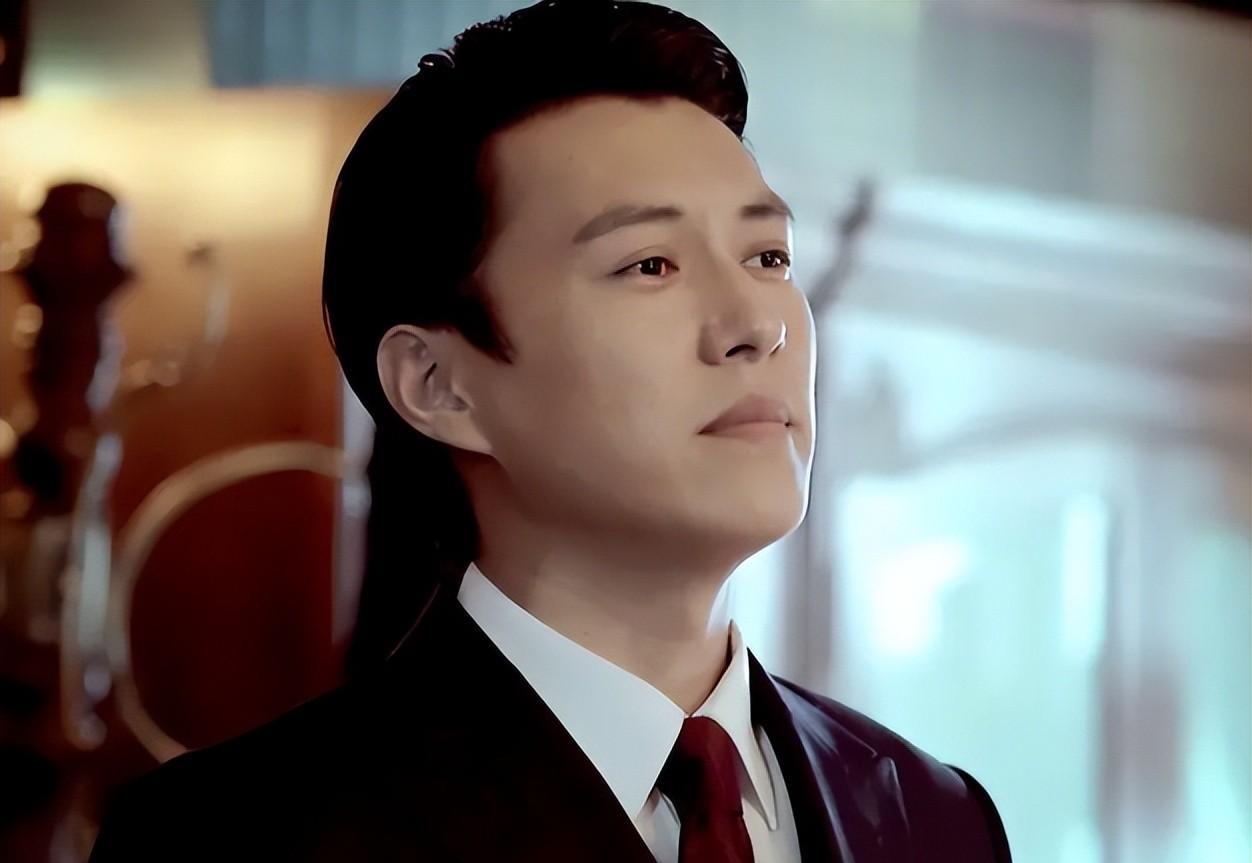 全程摇头晃脑,表情狰狞,靳东带来"国家一级演员"教科书式演技_表演