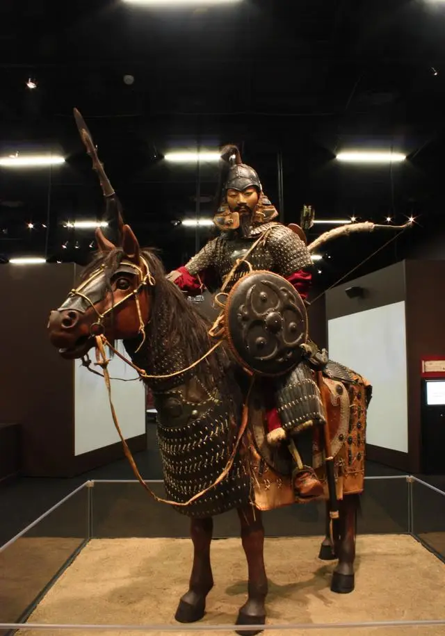 战争史不是评书故事速度快的千里马真不如个子大的马中大力士