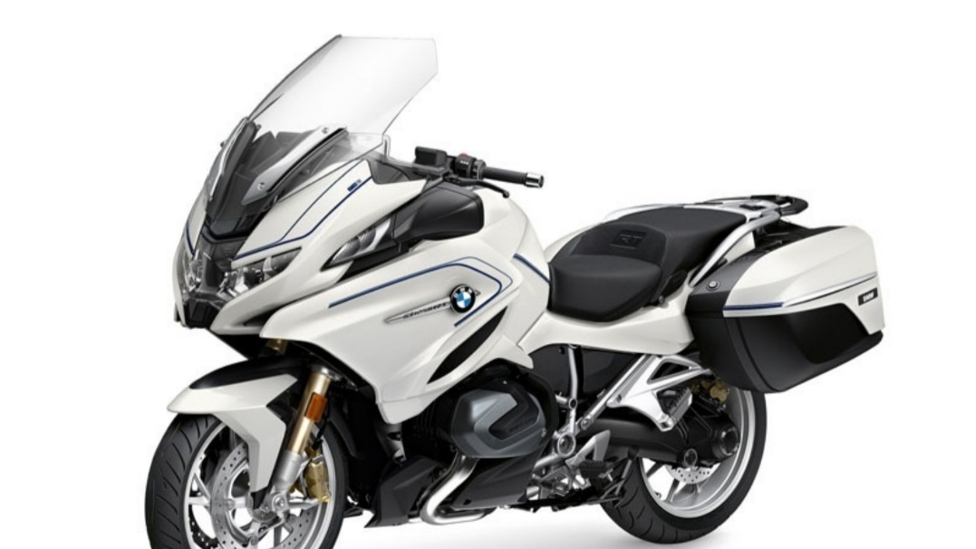 宝马r1250rt,商务人士坐骑?其实它是旅行车