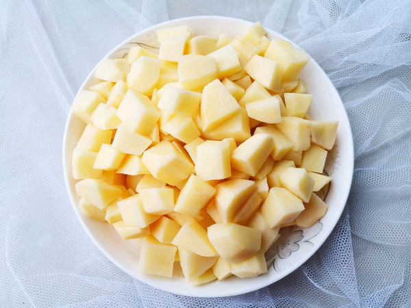 人人能开小吃店#孜然火腿土豆丁(0/16)