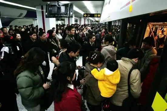 上海地铁:今后应统一用大车(图)