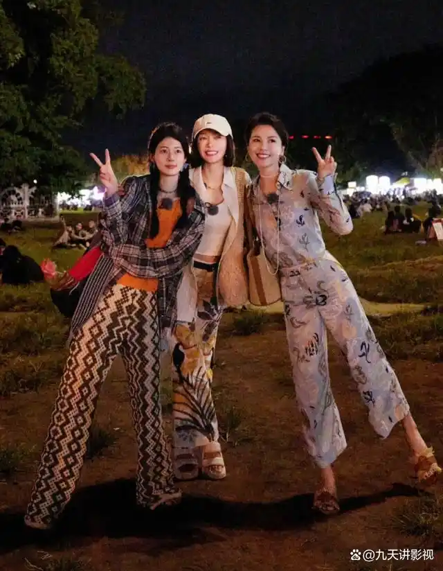 45岁刘涛日常穿搭有多"壕"?别看朴素不起眼,套套不低于五位数