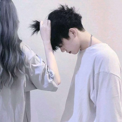 高清双人情头一左一右超甜图片