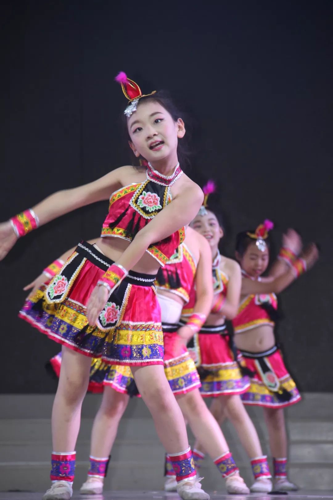 舞蹈《二宝来了》舞蹈《俏皮奶奶》7月30日,第二场复赛将在银川国际