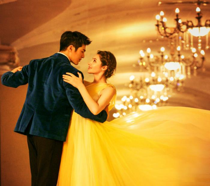 姜潮婚纱照麦迪娜姜潮婚纱照曝光