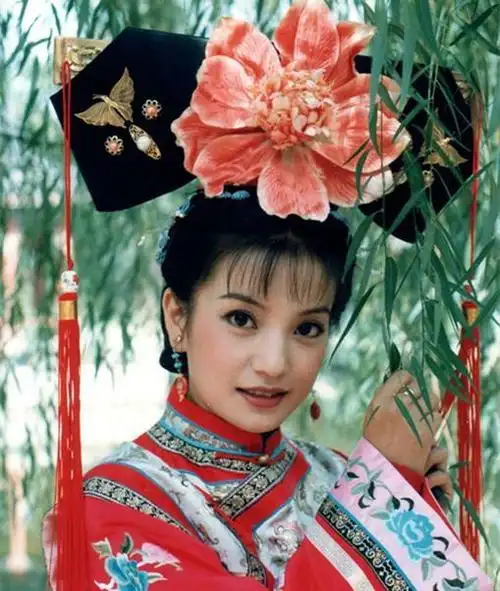 还珠格格第一部赵薇搞笑片段