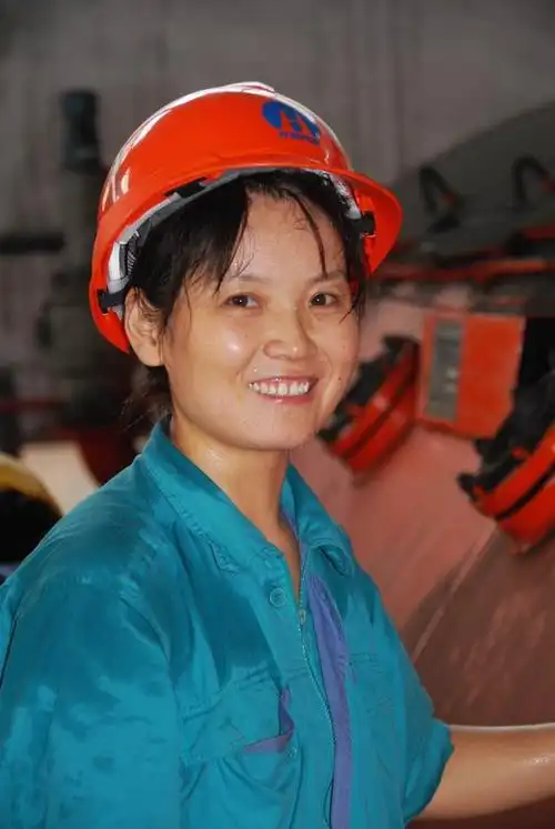 女工 摄影 青龙居士