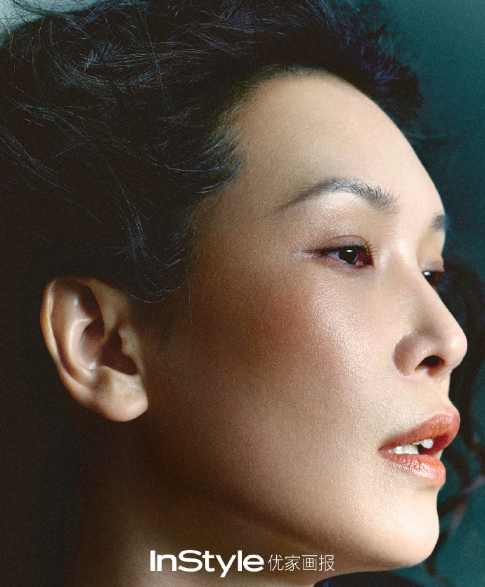 繁花的绿叶c位登封##没有绿叶就没有繁花##instyle封面##时尚新封面