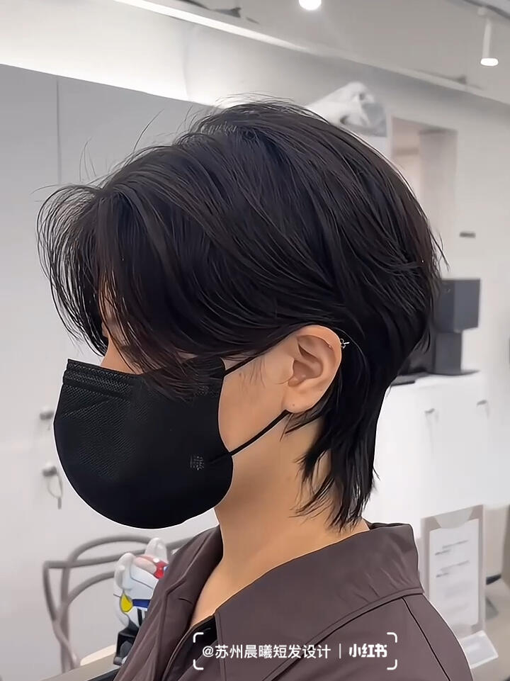 妈见打的酷酷女生短发