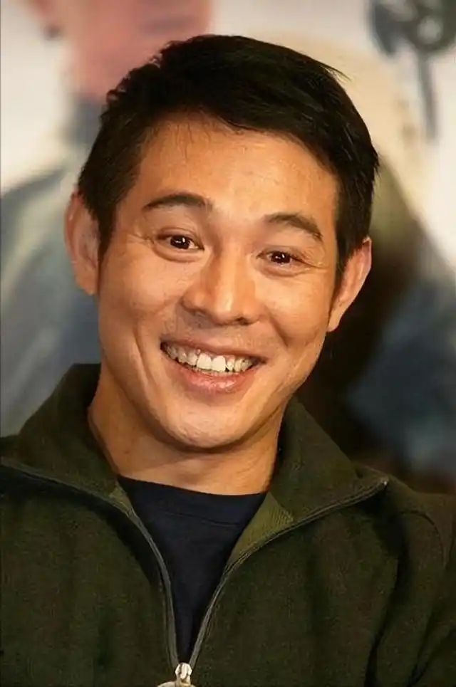 回顾李连杰的女儿李思在父母离婚的阴影里长大35岁仍未婚