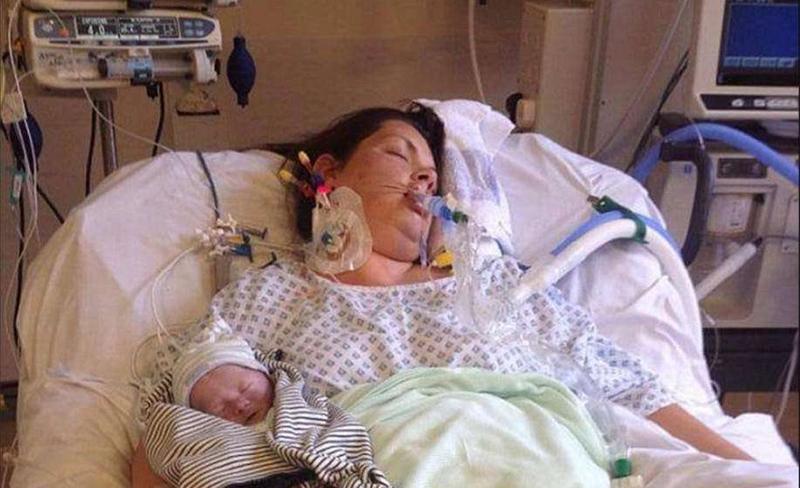 产床上孕妇难产大出血, 婆婆和老公态度一个让人愤怒一个让人流泪