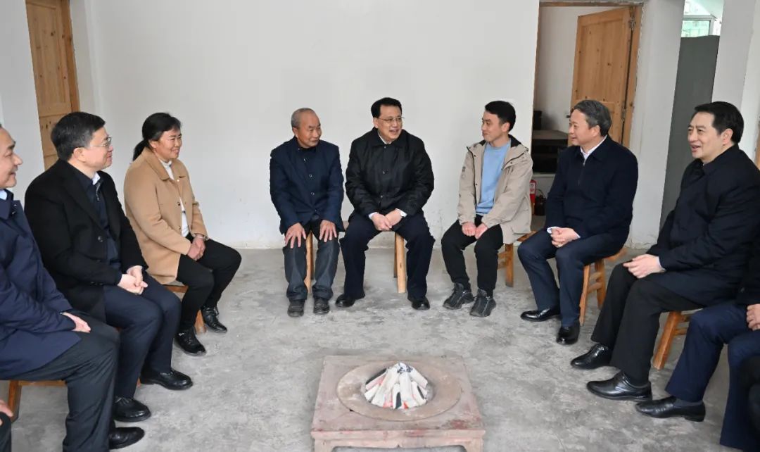 袁家军在黔江酉阳秀山调研