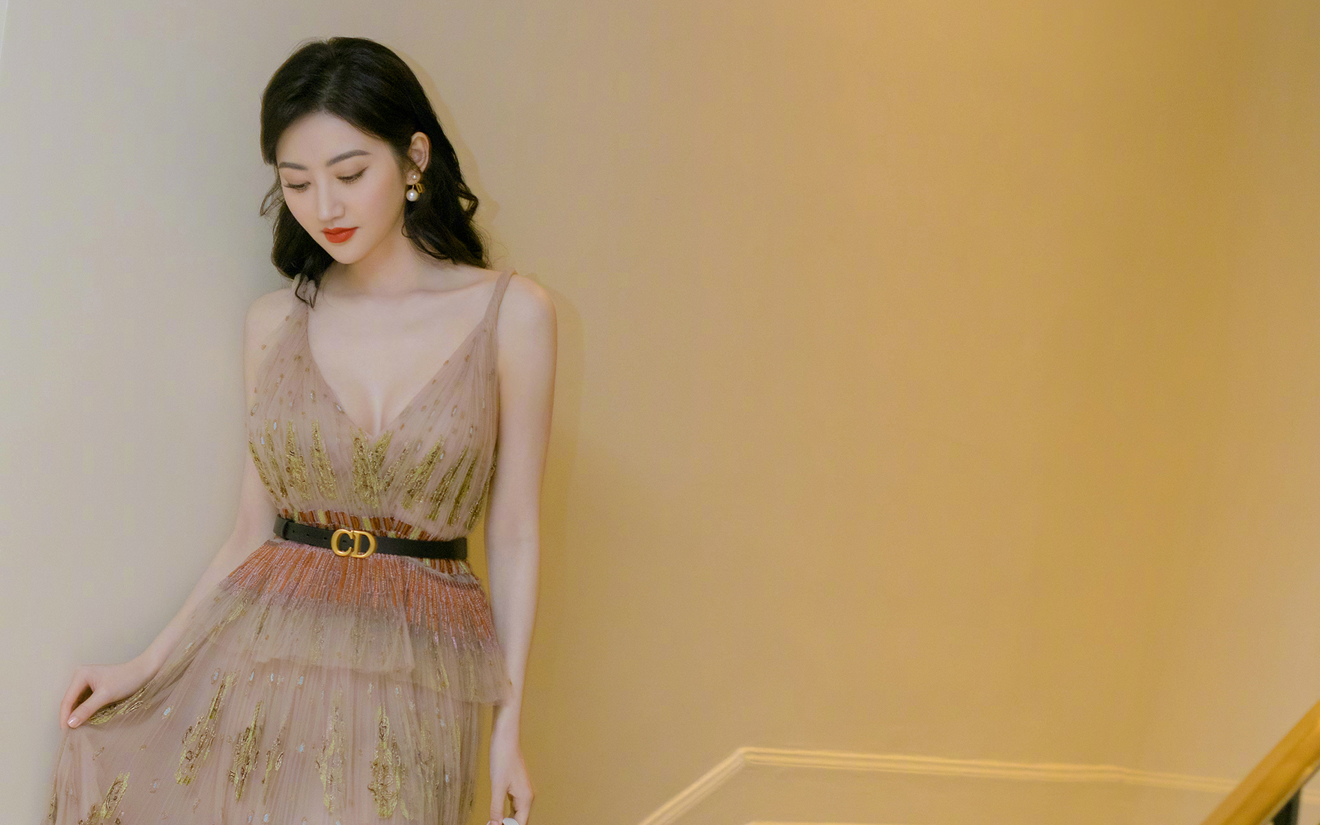 景甜性感优雅高清桌面壁纸