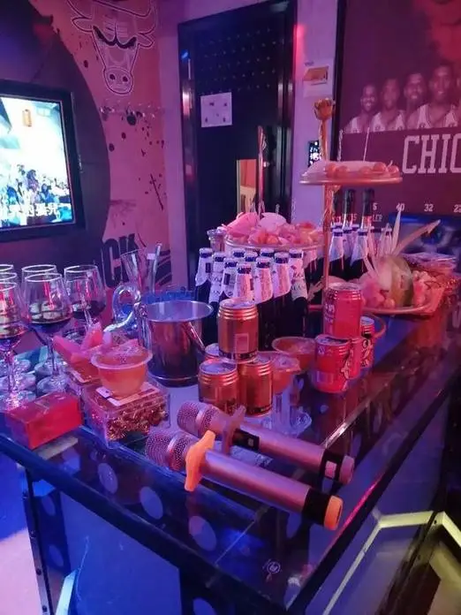 狂欢升级酒吧黑科技设备大揭秘让夜晚不再寂寞