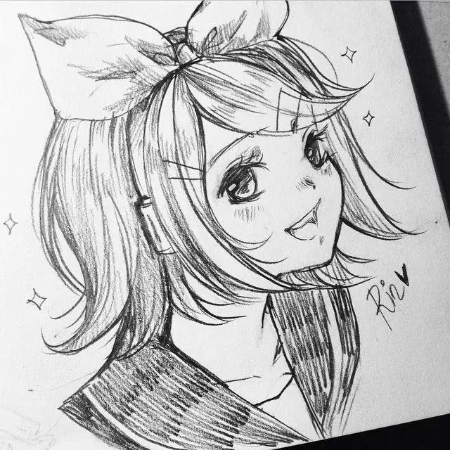 16岁二次元少女用铅笔描绘灵动的67动漫人物