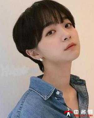 超短的齐耳boy风短发发型,让你一秒从气质仙女变身帅气"假小子",头发