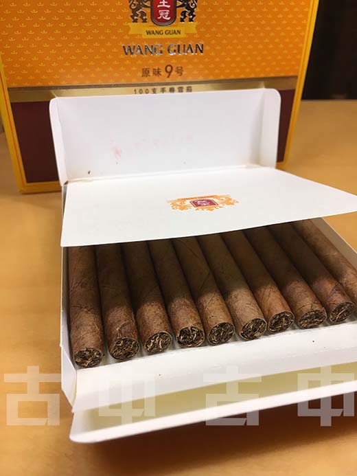 王冠(20支) 王冠20只好抽吗 王冠万象多钱一包 王冠香烟 王冠雪茄怎么