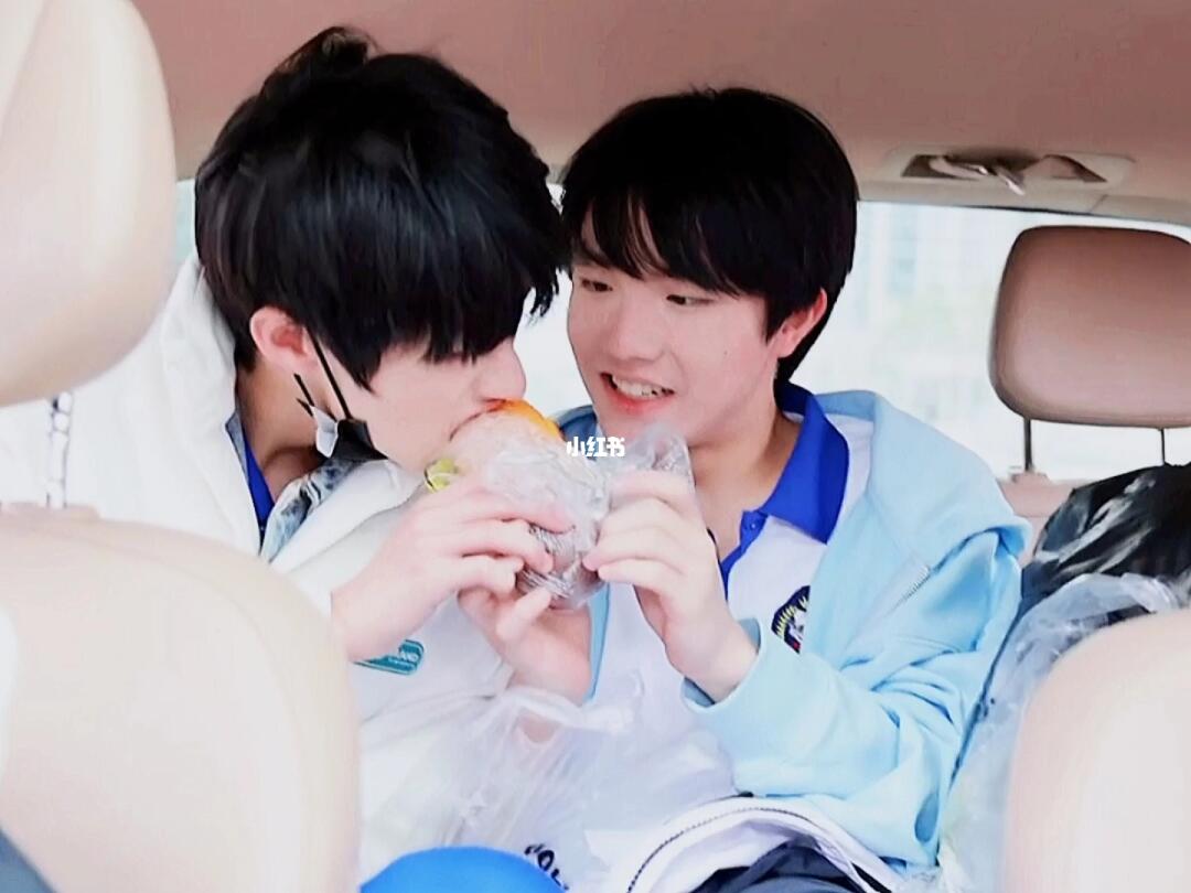 总是喜欢不经意的瞬间朱志鑫苏新皓