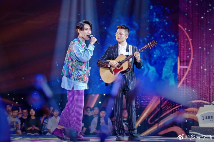 过了零点就来发海报本期#新相亲大会#可让杨宗纬同学犯了难月老之路