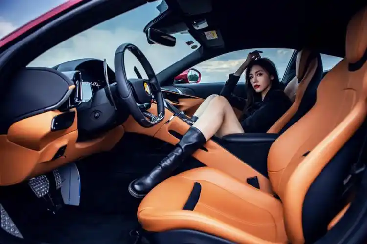 罗马假日没人不爱美女和跑车