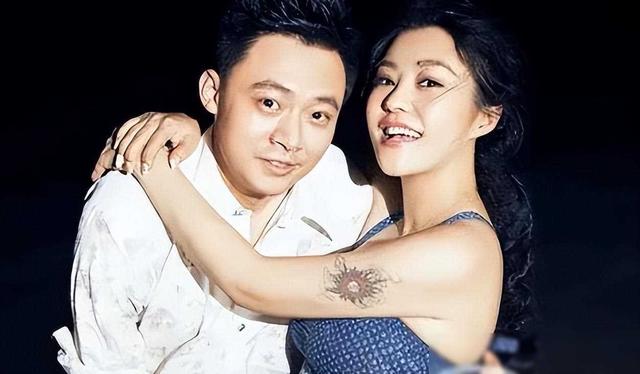 郝蕾:与刘烨离婚后,自己一人养育双胞胎儿子,如今怎么样了