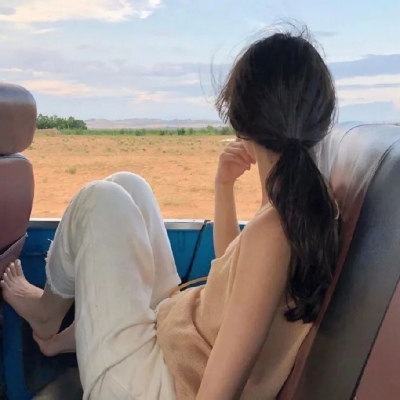 女生头像高清背影,高清好看的头像背影女生图片