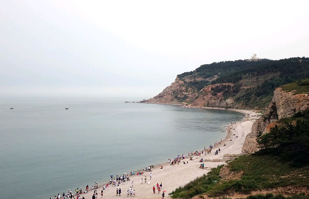 山东长岛月牙湾五彩石海滩