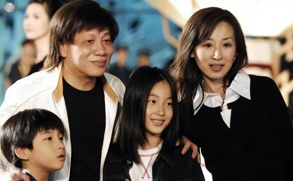 《大侠霍元甲》演员现状,削发为僧,誓不嫁人,他们各有各的辛酸_黄元申