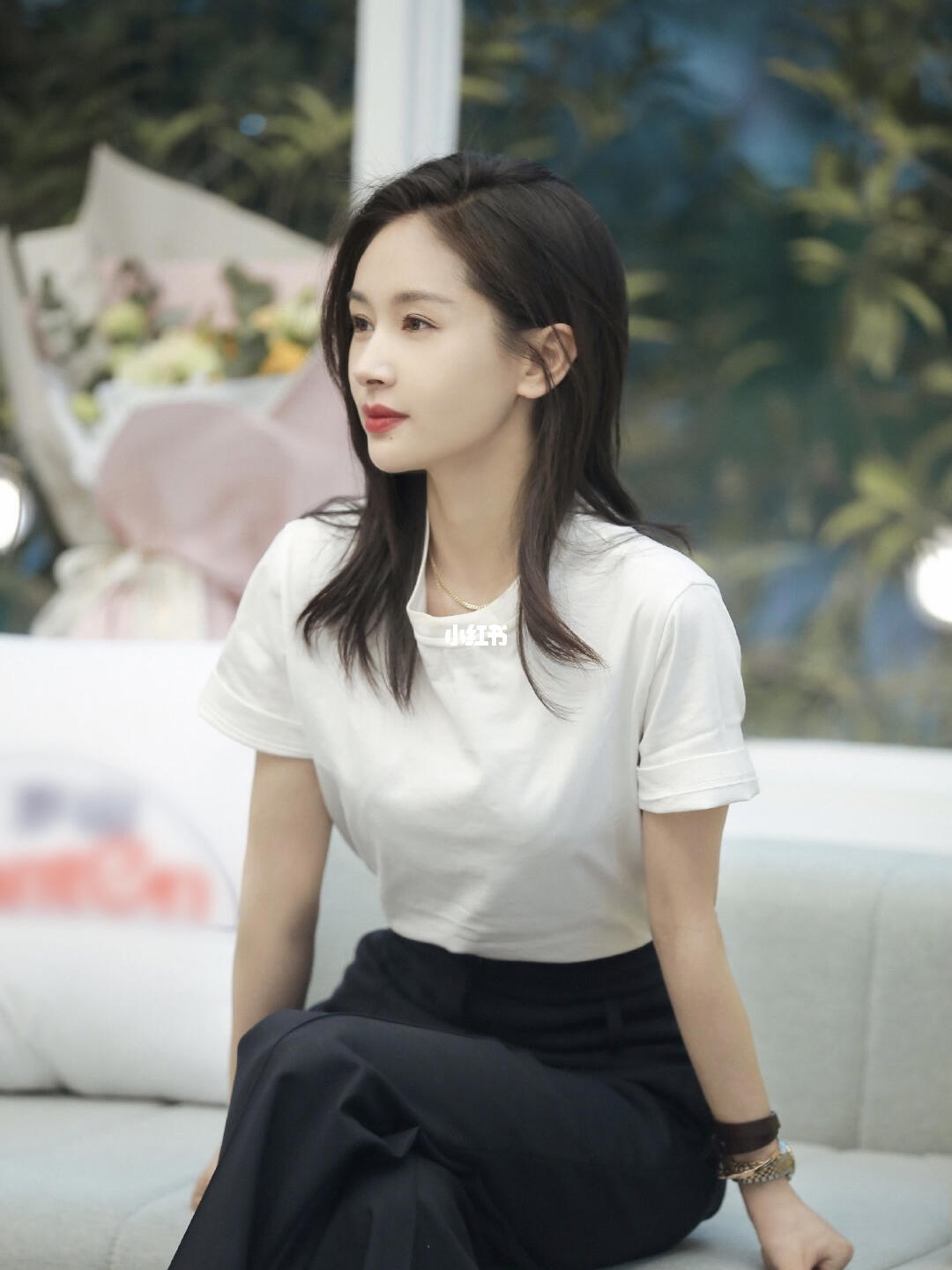 王子文在「怦然再心动」,颜值,穿搭的天花板