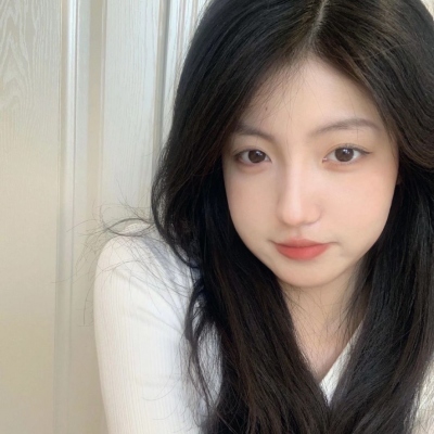 超纯超欲的女生头像图片(20张)