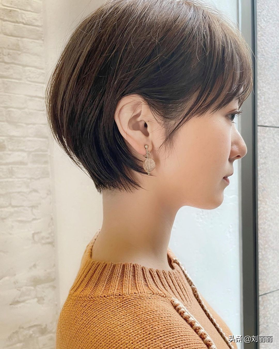 第二种蓬松短发