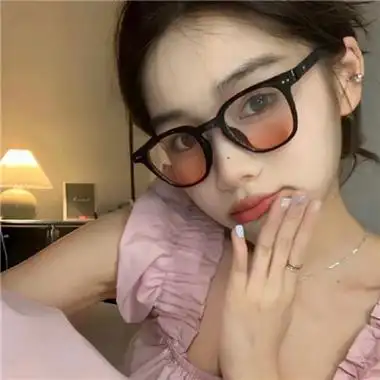 很好看的又很精致的美女超温柔的头像超级有范哦