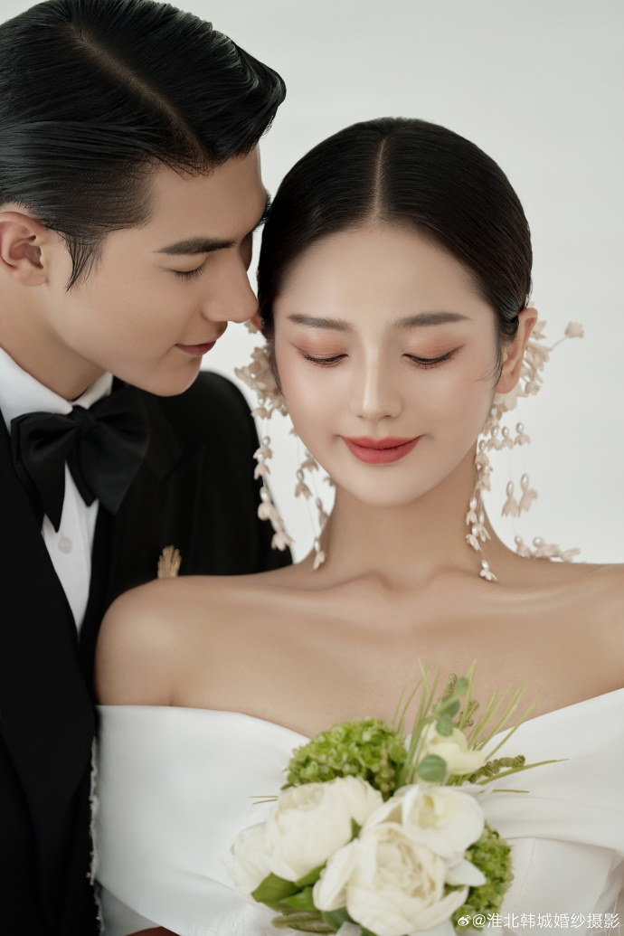 小样6015拍这组极简主纱婚纱照不得迷死你  -  婚纱照风格:|韩式