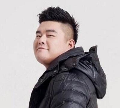 焕新发型,轻松应对脸胖发际线高!