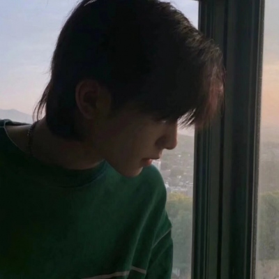 帅气小哥哥侧面头像高清超帅的侧脸男生头像图片