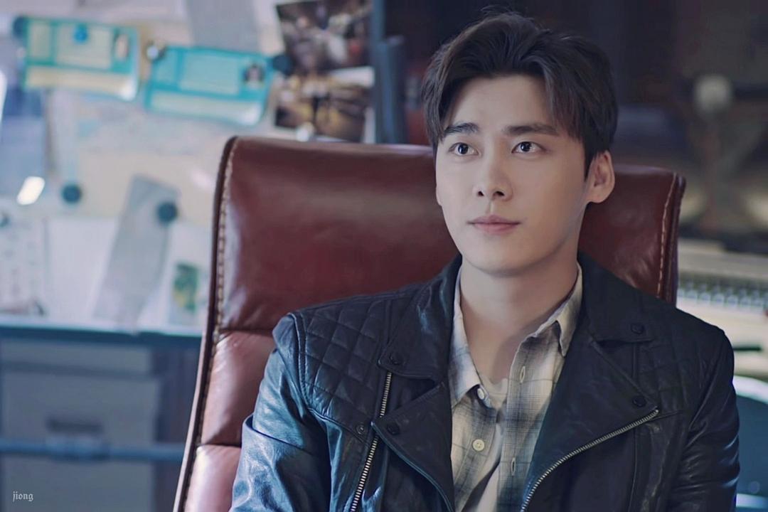 李易峰新剧演绎男朋友穿搭示范 跟着徐天穿就对了 - 360娱乐,你开心