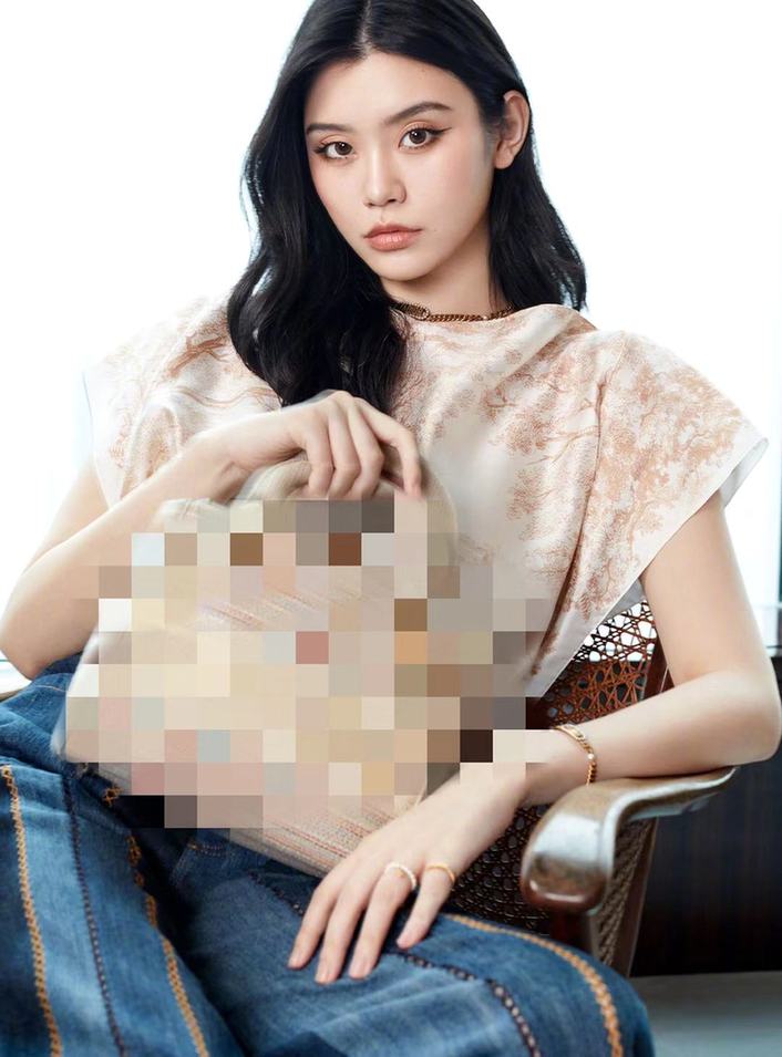 二胎孕妈奚梦瑶晒近照 挺肚健身俏皮比耶状态佳