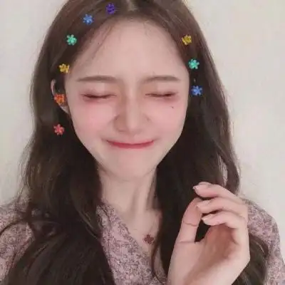 00后女生可爱头像真人萌萌的自拍照看了就喜欢