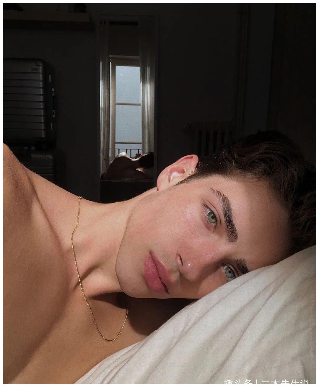 190cm男版金小妹火遍全网神仙颜值让500万人疯狂