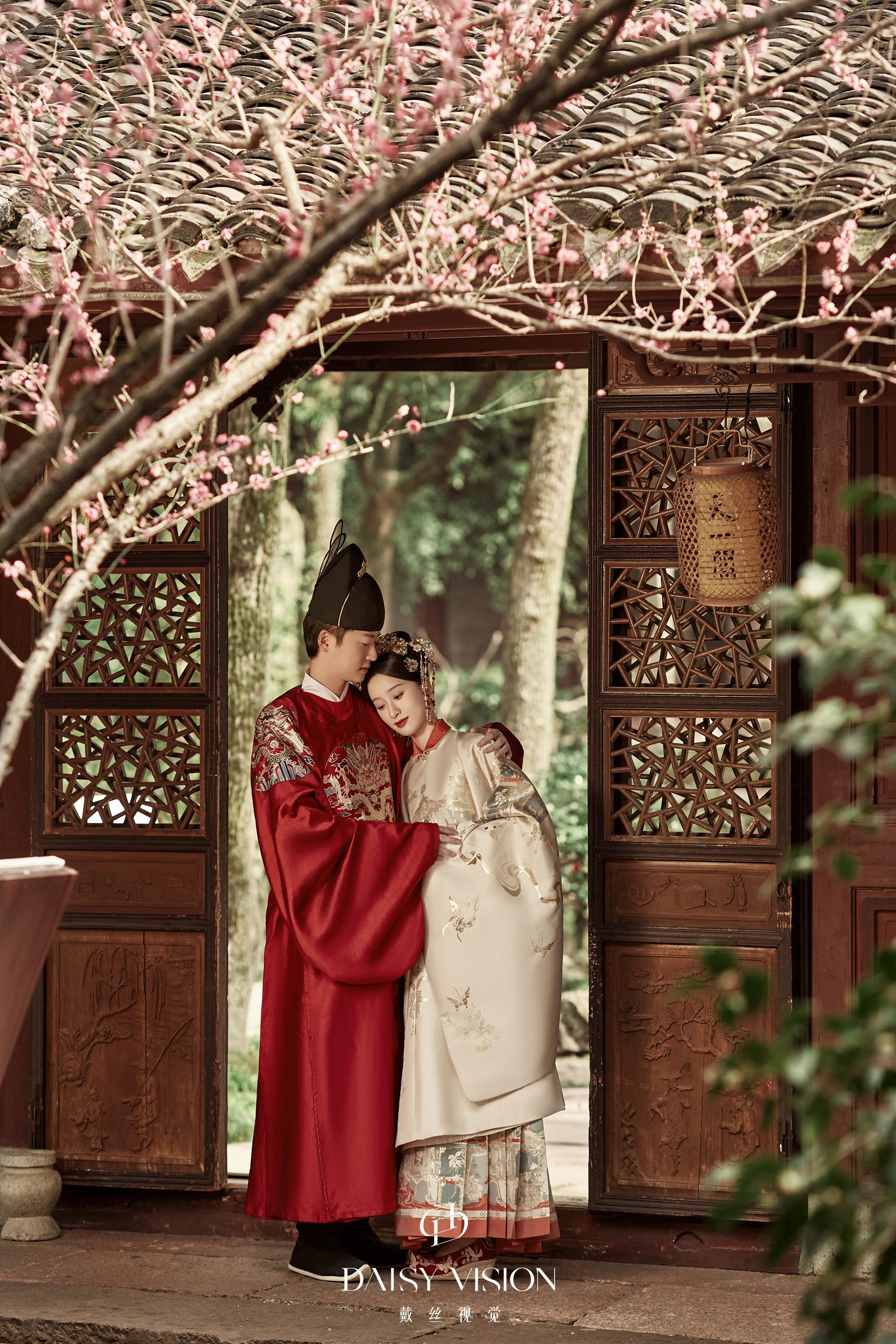 心心念念的汉服婚纱照终于出炉啦