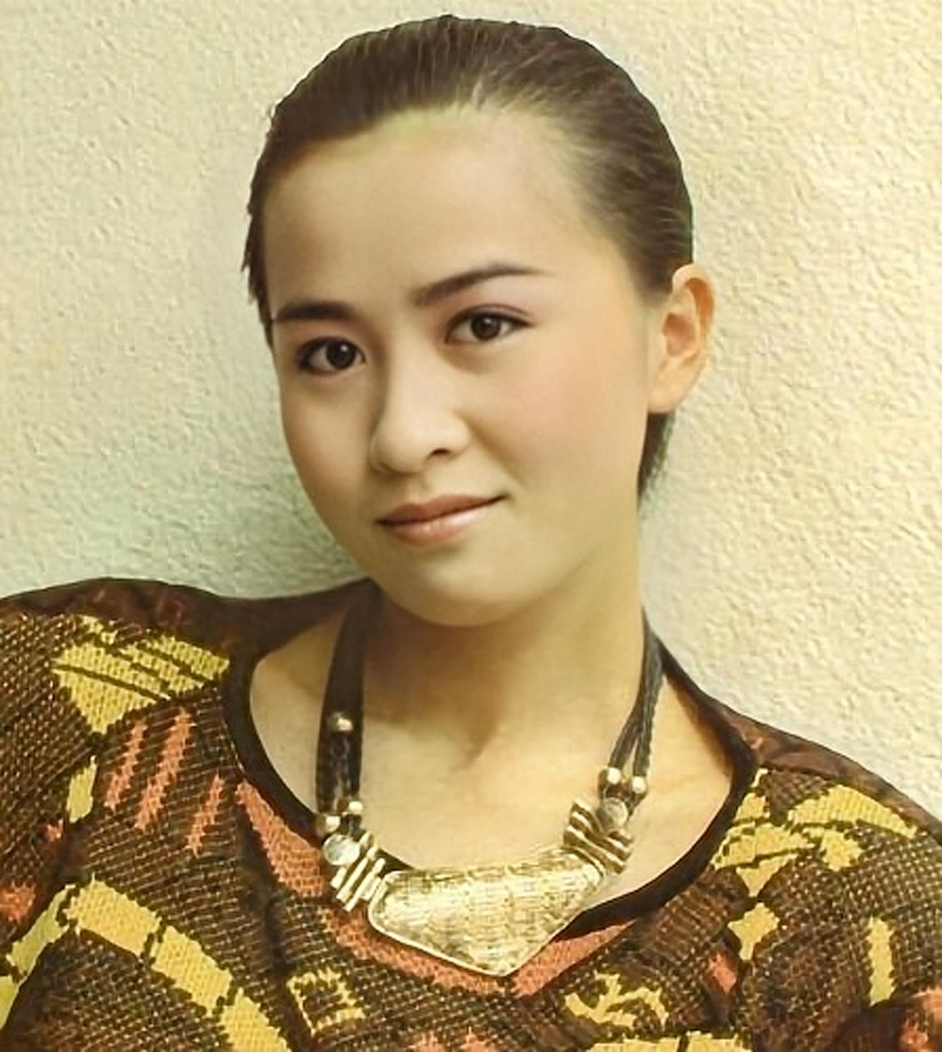 在那个无ps还美女如云的年代,来看看刘嘉玲年轻时候的样子吧