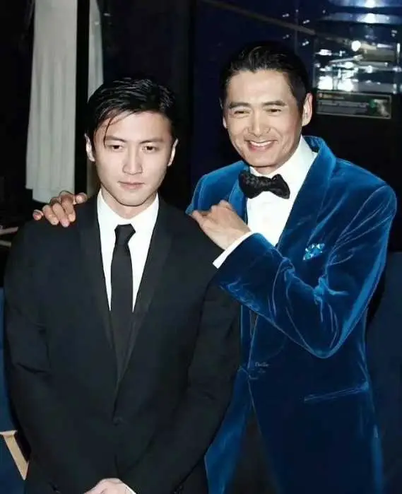 锋芝15年,谢霆锋忘不了的一幕,你不能错过!