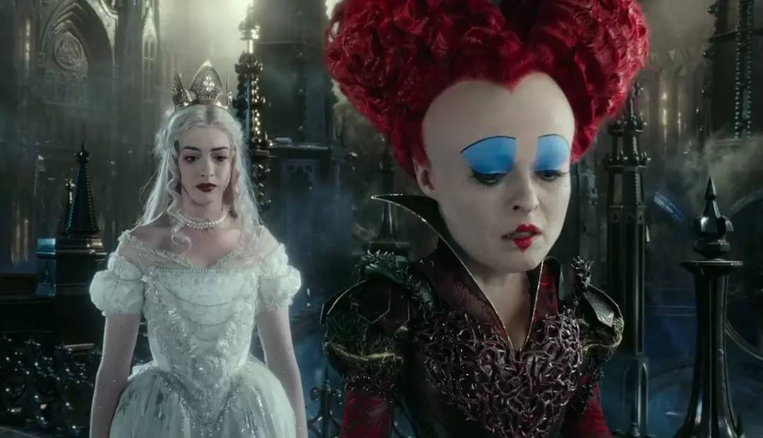 《爱丽丝梦游仙境》反派洗白?白皇后比红皇后有心机得多
