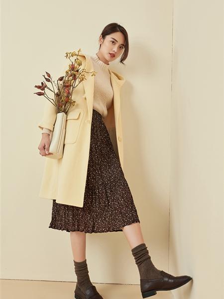 样品品牌:新作女装 上传编号:253974 样品名称:2016justzzu女装夏季