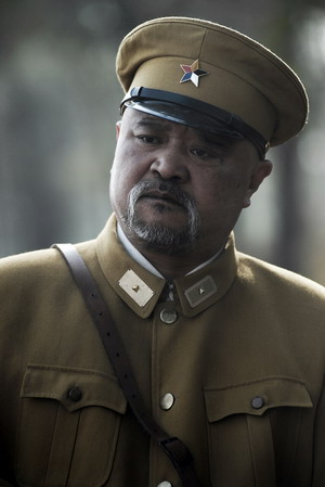 《地道战》现场探班 "汤司令"李琦戏装出席