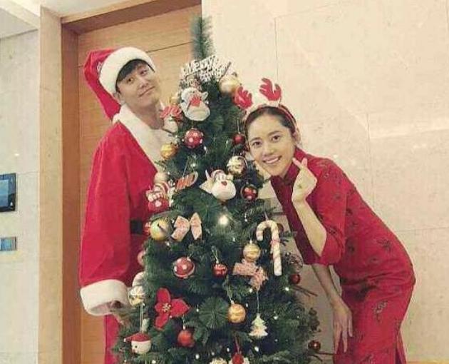 对比秋瓷炫和咸素媛的家同样是来中国当媳妇家里充满中国元素