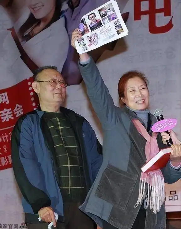 老戏骨吕中丈夫离逝8年多儿媳妇何琳让她在悲痛中坚强