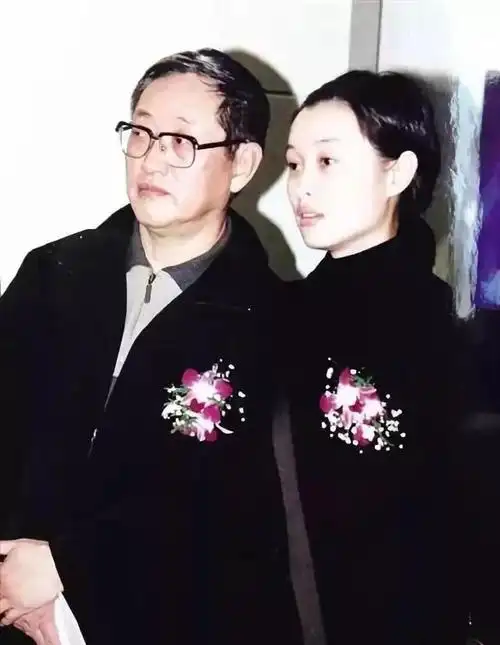 《来就来,不》吴越的情敌,陈建斌的情敌(男演员吴越个人资料)图4